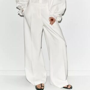 Zara Elegant White  Wide-Leg Pants Medium